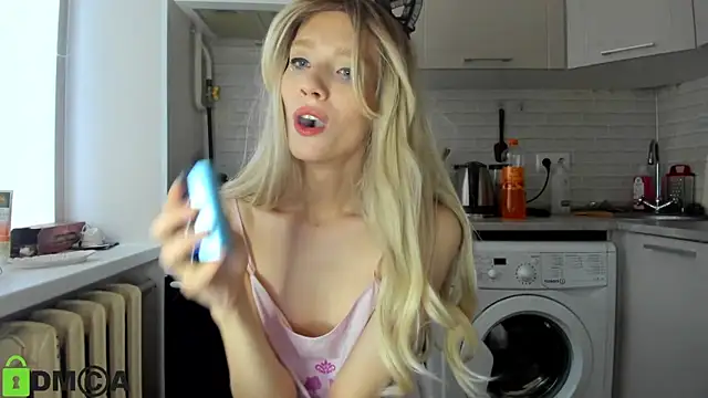  Alice Kitty online show from 01.24.25