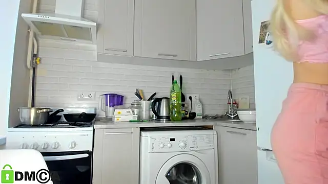  Alice Kitty online show from 01.28.25