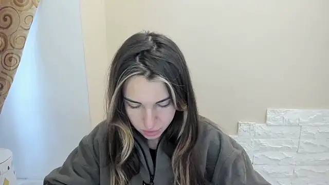 Summmmersky online show from 12.22.25