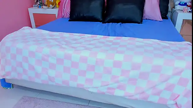 AnngelaSkye online show from 02.09.25