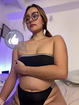 Snapshot of Miss-Abbii chatting on 12.27.24 Miss-Abbii online show from 12.27.24