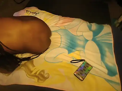 Snapshot of EbonyFetishQueen chatting on 06.05.26 EbonyFetishQueen online show from 06.05.26