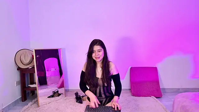 pink flower  online show from 03.06.26