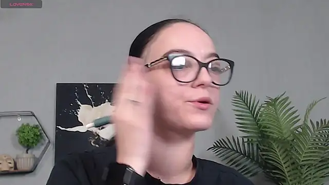 IzabelllNoir online show from 04.06.26