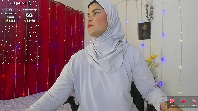 Snapshot of AishaAmin_ chatting on 04.21.26 AishaAmin online show from 04.21.26