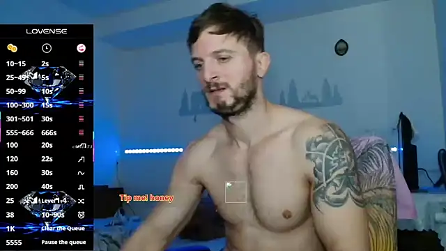 Snapshot of cuple_hoot_ chatting on 10.18.25 cuple hoot  online show from 10.18.25