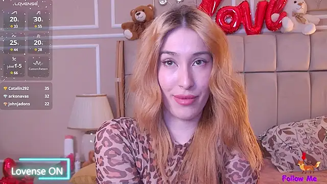 Snapshot of SerenaBennet chatting on 02.25.25 SerenaBennet online show from 02.25.25