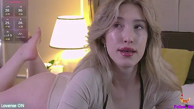 Snapshot of SerenaBennet chatting on 02.08.26 SerenaBennet online show from 02.08.26