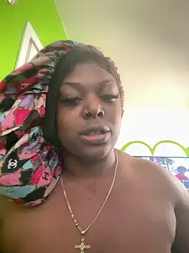 Snapshot of JoWheelsss chatting on 03.20.25 JoWheelsss online show from 03.20.25