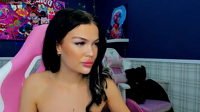 Snapshot of Angel_Sapphire_ chatting on 12.19.24 Angel Sapphire online show from 12.19.24