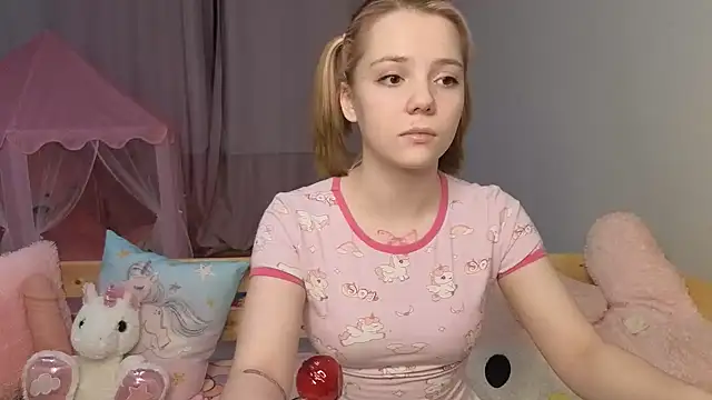 PrincessLittleKiki online show from 02.10.26