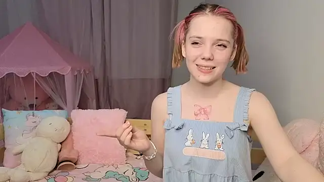 PrincessLittleKiki online show from 04.16.26