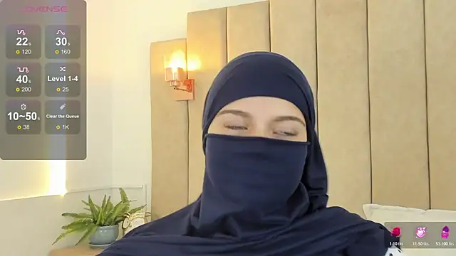 Snapshot of anna-henao chatting on 12.05.24 anna-henao online show from 12.05.24