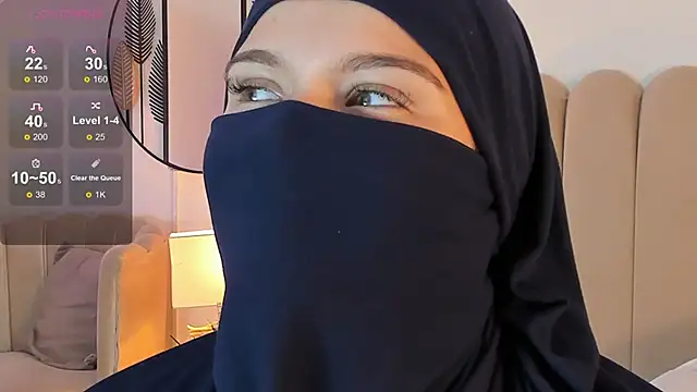 Snapshot of anna-henao chatting on 12.24.24 anna-henao online show from 12.24.24