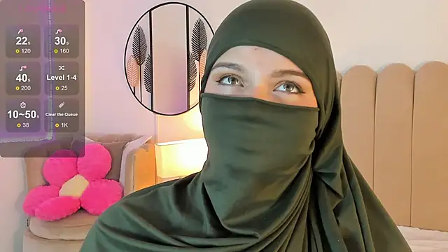 Snapshot of anna-henao chatting on 01.07.25 anna-henao online show from 01.07.25