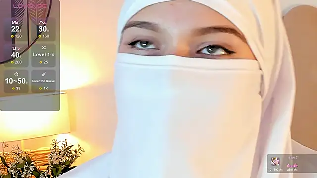 Snapshot of anna-henao chatting on 01.08.25 anna-henao online show from 01.08.25