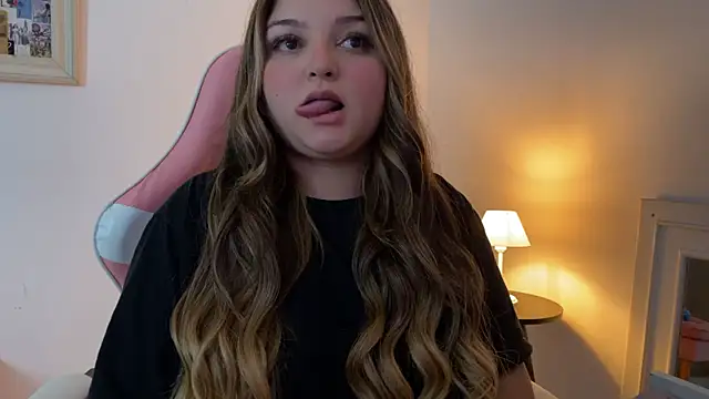 SweetPaige  online show from 11.30.25