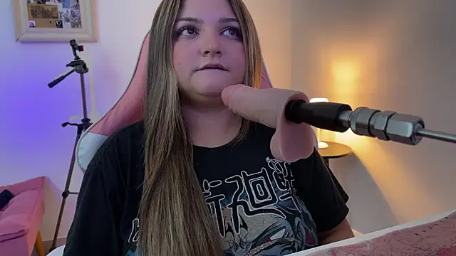 SweetPaige  online show from 03.04.26