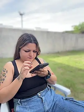 SweetPaige  online show from 04.15.26