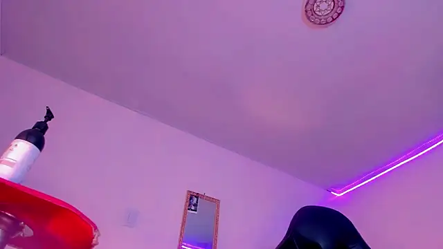 naomy  xx online show from 03.12.25