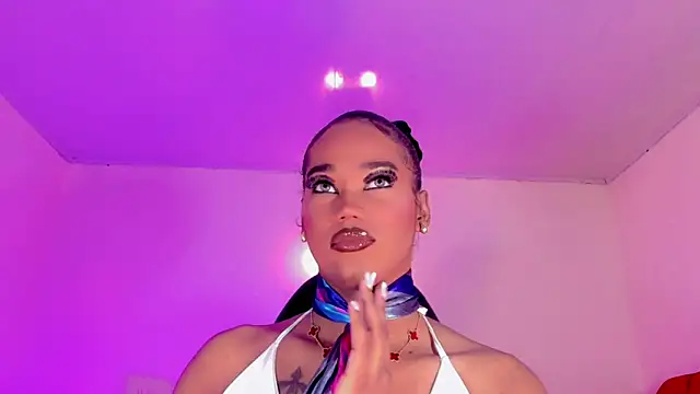 naomy  xx online show from 11.12.25