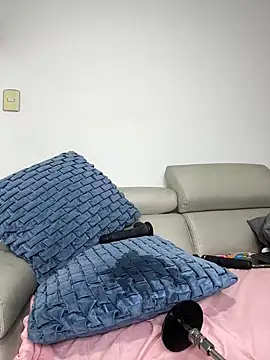 jamilaross online show from 02.15.25