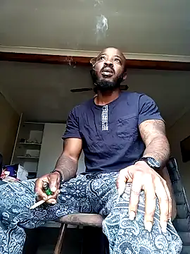 Snapshot of Goodsense chatting on 12.17.24 Goodsense online show from 12.17.24