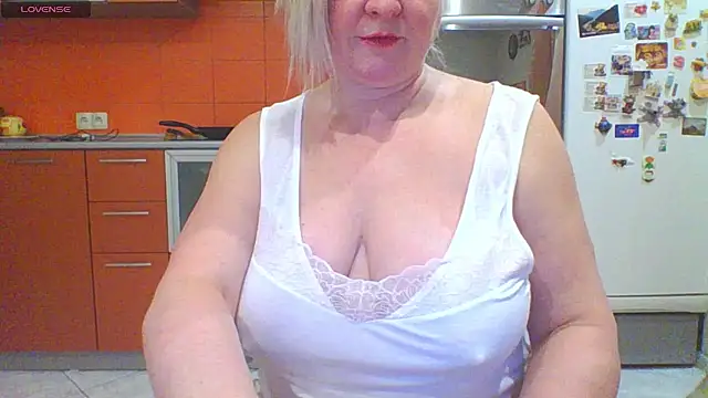 mira robinsonnn online show from 02.12.26