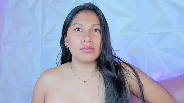 LinnaGardenia online show from 12.08.24