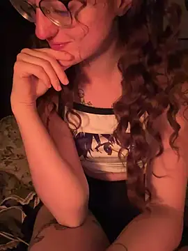 Snapshot of _foxygirl_ chatting on 12.07.24  foxygirl  online show from 12.07.24