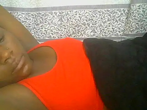 pretty nanah online show from 10.14.25