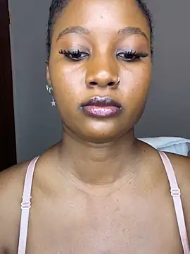 Snapshot of chocogirl01 chatting on 01.20.25 chocogirl01 online show from 01.20.25