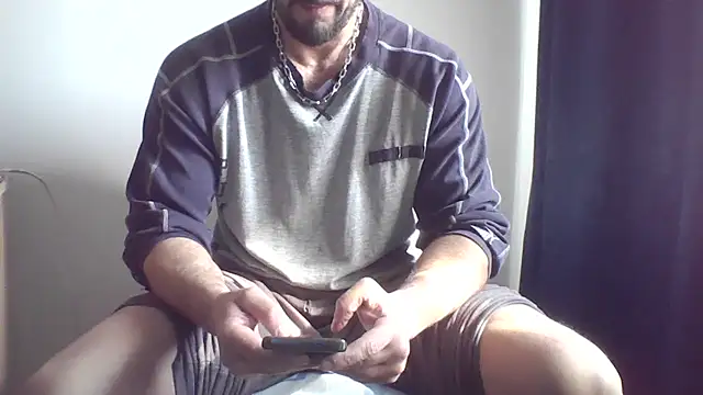 Snapshot of fl3xxx1 chatting on 02.25.25 fl3xxx1 online show from 02.25.25
