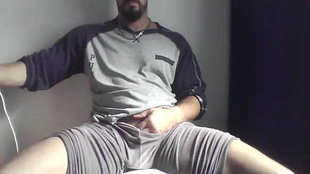 Snapshot of fl3xxx1 chatting on 10.18.25 fl3xxx1 online show from 10.18.25