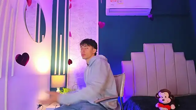 AlessandroDybala online show from 02.15.25