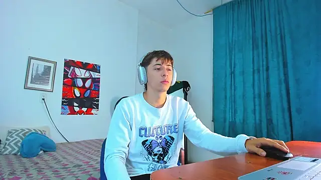 Snapshot of AlessandroDybala chatting on 04.21.26 AlessandroDybala online show from 04.21.26