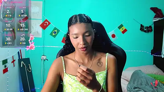 sensitive brunette online show from 07.04.26