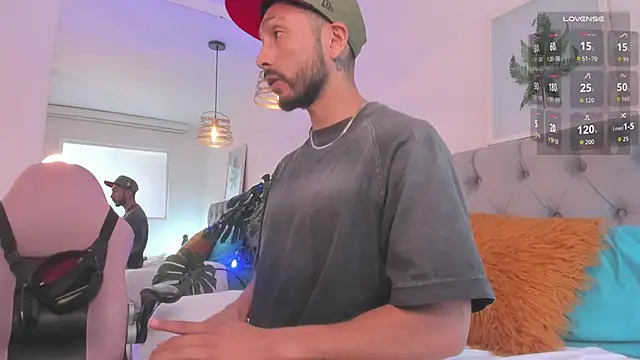 Tom cooper  online show from 12.18.25