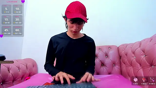 JeanRam18 online show from 09.11.25