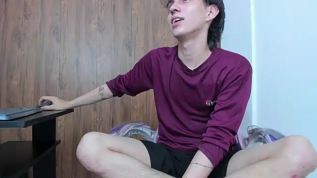 JeanRam18 online show from 10.08.25