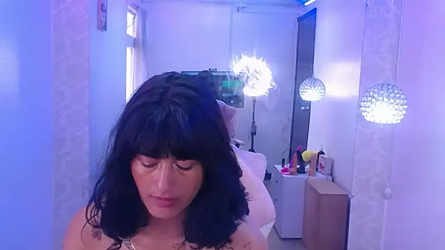 candy lux  online show from 01.13.25