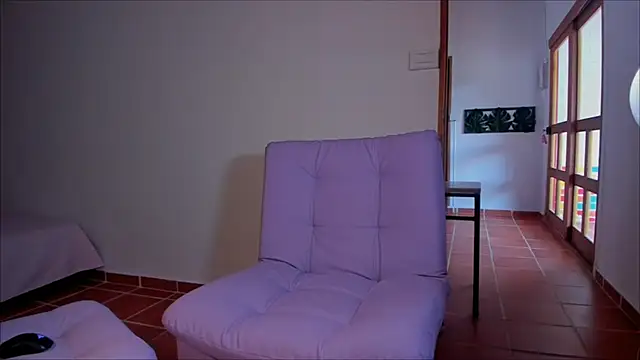 Lauren A online show from 01.14.25