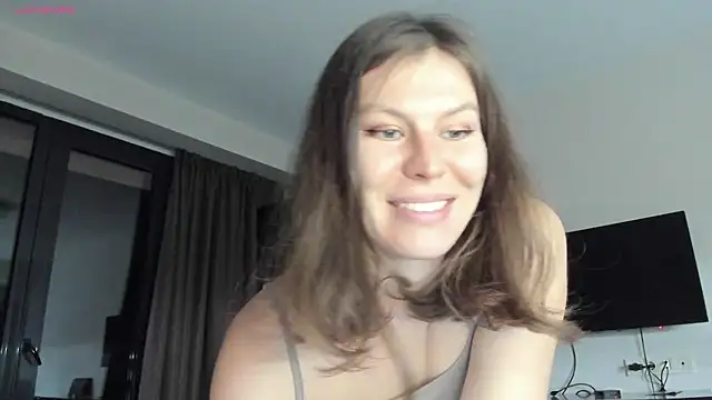 Snapshot of fifth_element chatting on 01.09.25 fifth element online show from 01.09.25