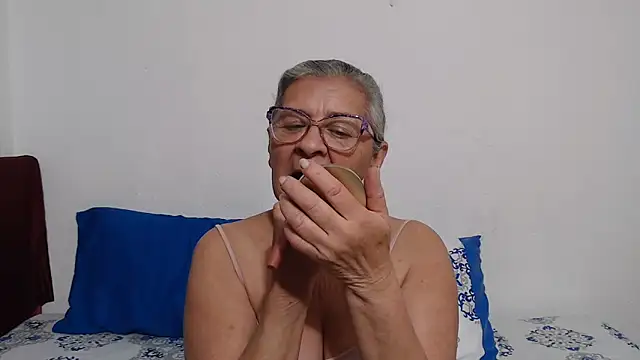 candy mature  online show from 05.08.26