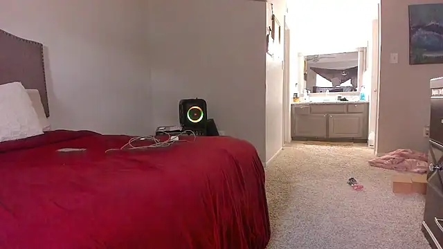 yiauana online show from 02.25.26