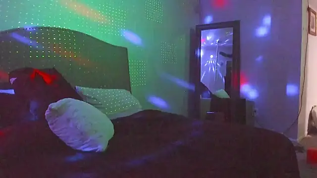 yiauana online show from 03.30.26