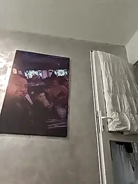 AvaLloyd online show from 10.20.25