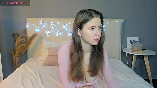 Ameliia castro online show from 12.13.24