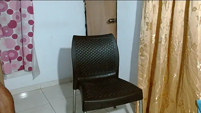 Muscle Brown10 online show from 12.10.24