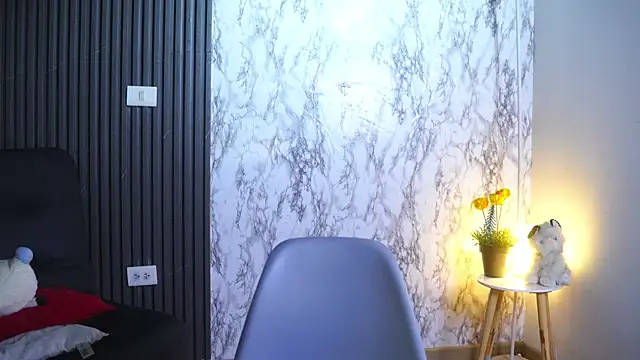 chloe blue online show from 01.12.26